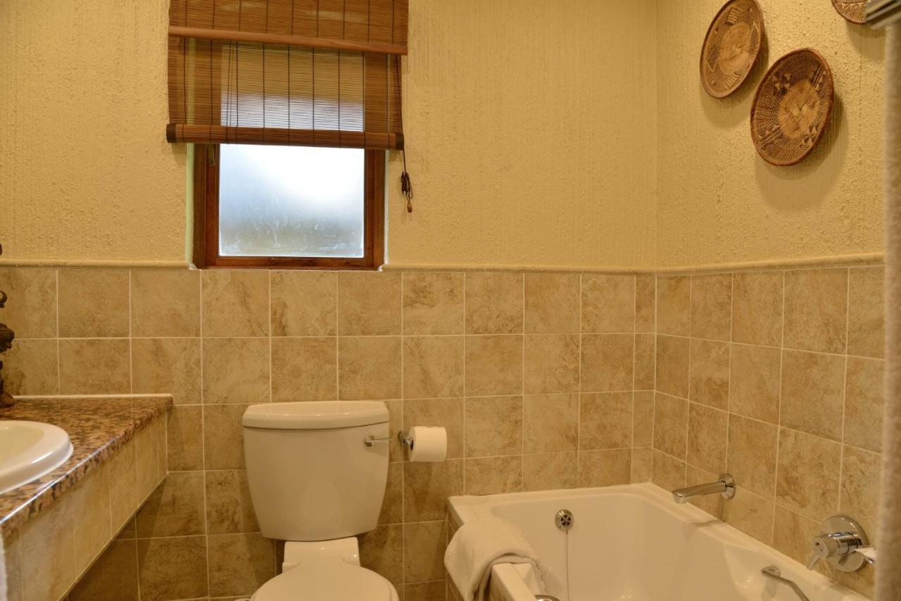 Cambalala - Luxury Units - In Kruger Park Lodge - Serviced Daily, Free Wi-Fi Хейзивью Экстерьер фото