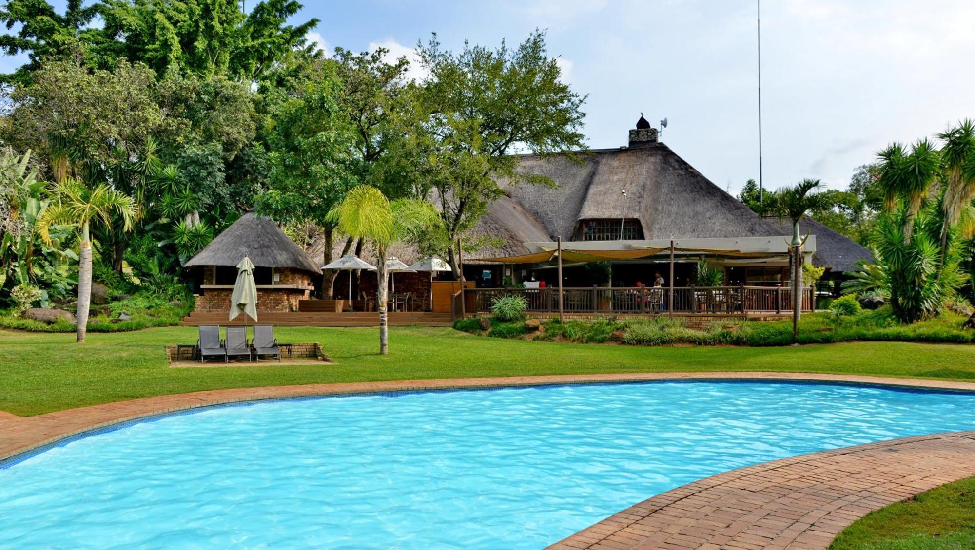 Cambalala - Luxury Units - In Kruger Park Lodge - Serviced Daily, Free Wi-Fi Хейзивью Экстерьер фото