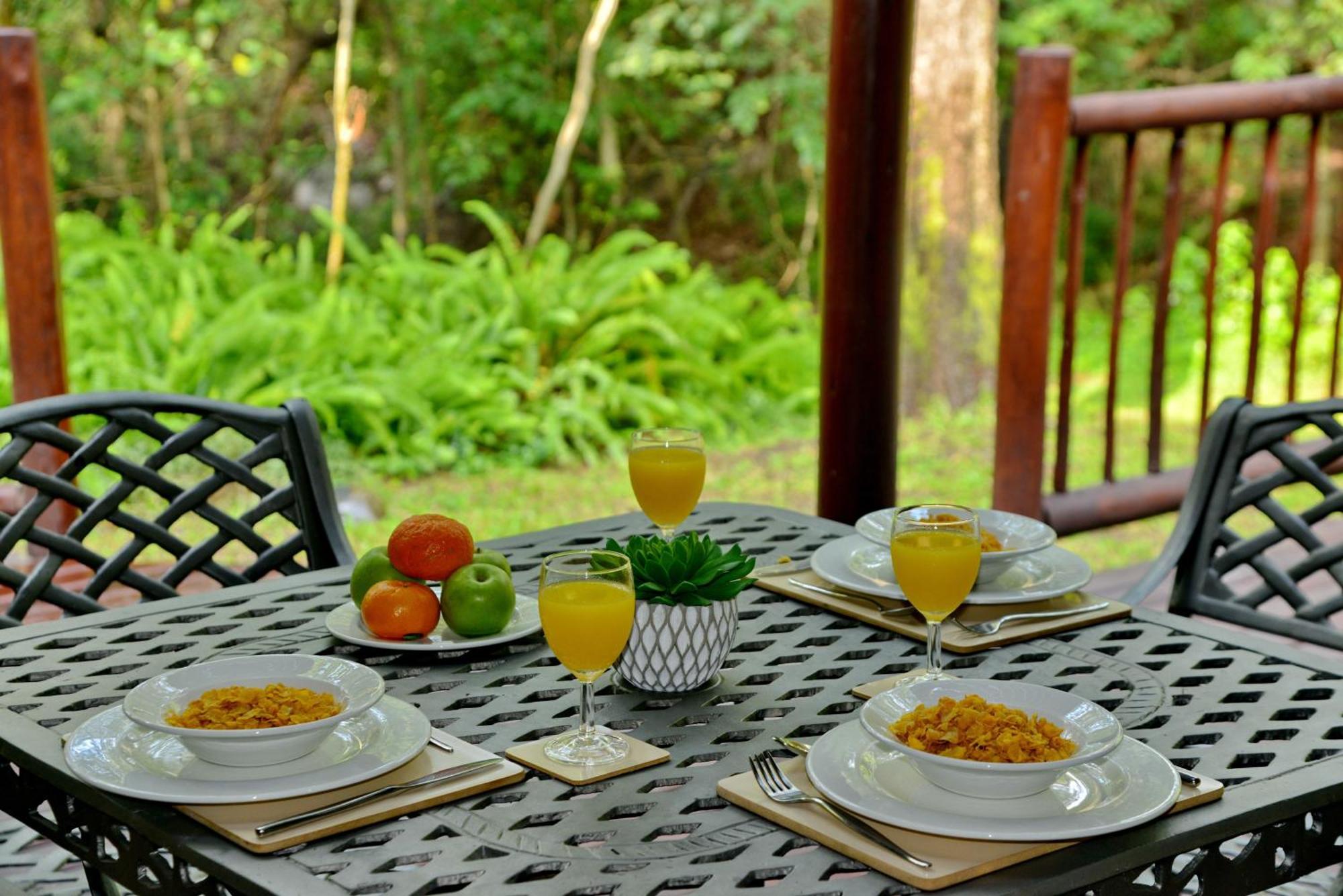 Cambalala - Luxury Units - In Kruger Park Lodge - Serviced Daily, Free Wi-Fi Хейзивью Экстерьер фото